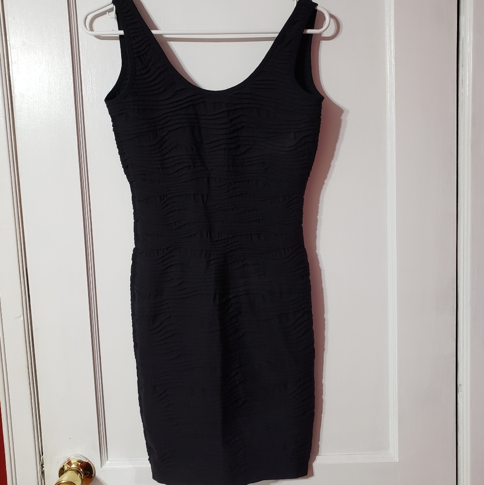 Cute dress!